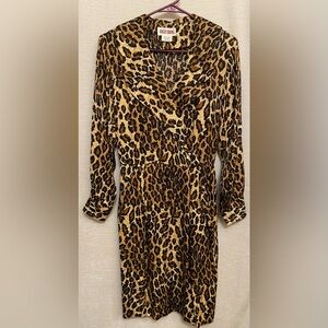 100% Silk Maggy London Leopard Print Long Sleeve midi Dress with Collar